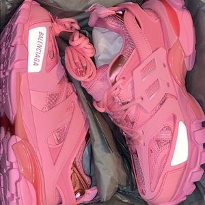 Balenciaga Never worn track runners pink Size 7women 5.5 men